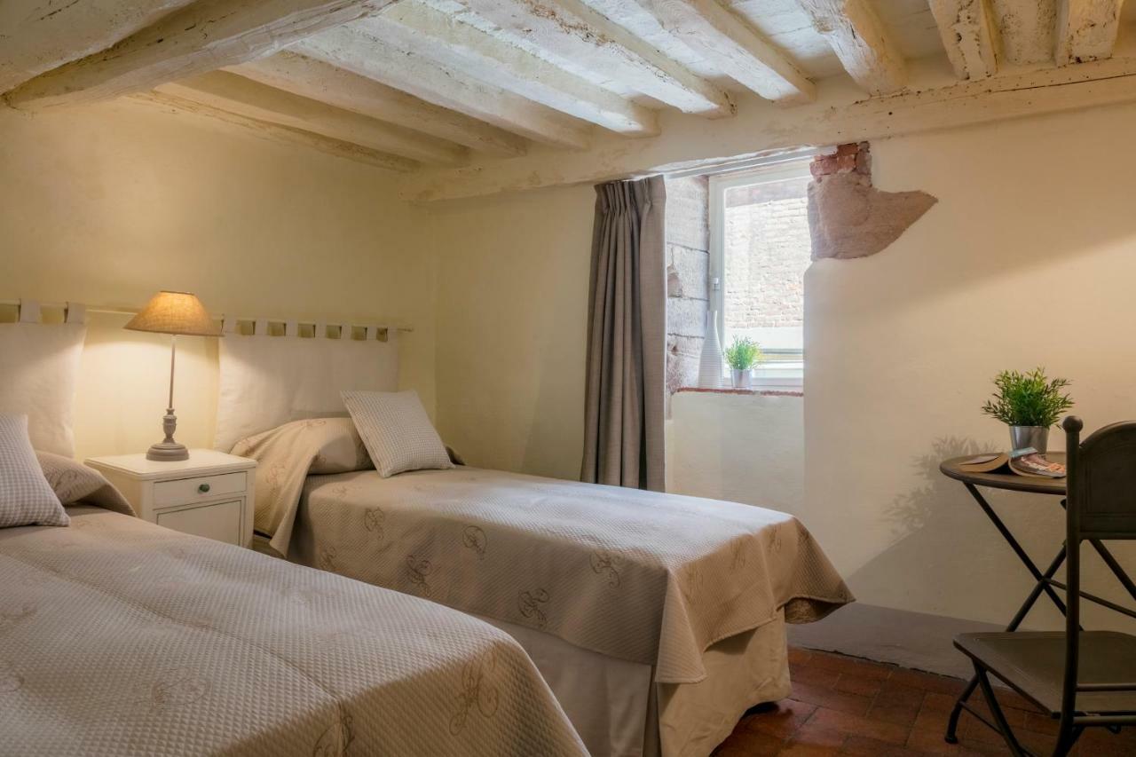 Stence Apartment